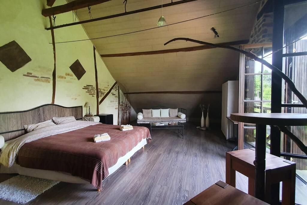 Unique Room With Great View In A Former Old Barn Troche Екстер'єр фото